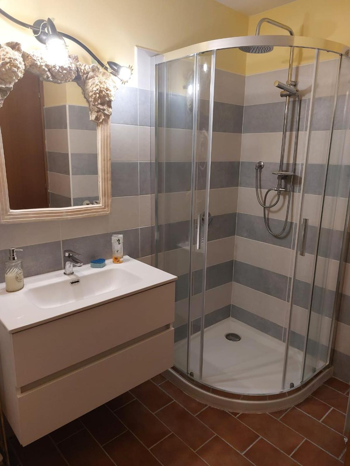 Una Franca Camere Di Charme Biella Exteriör bild